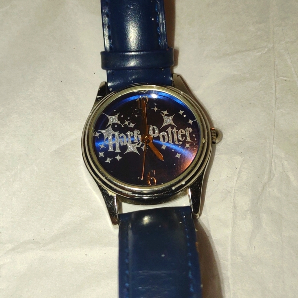 Beautiful vintage Harry Potter watch